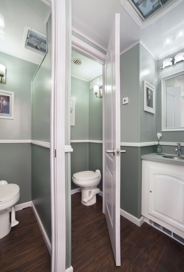 Restroom Trailer