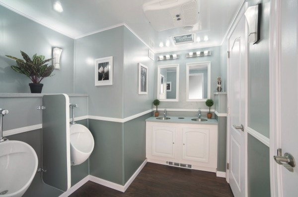 Luxury Restroom Trailer Rental